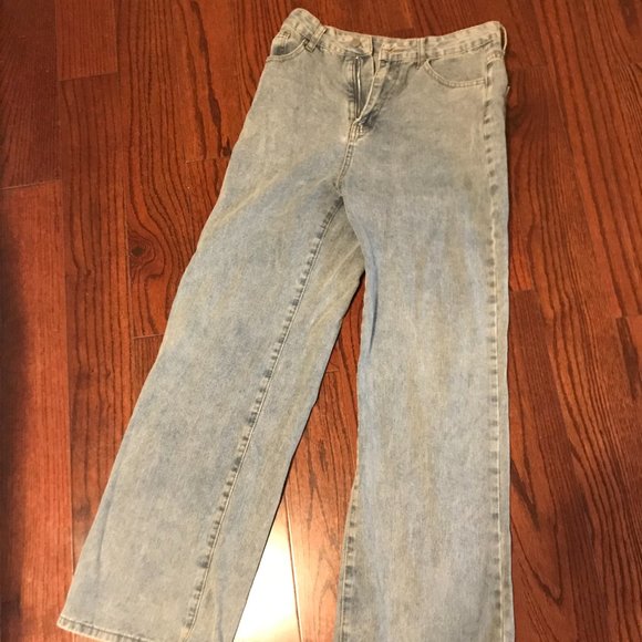 Acid Wash High-Rise Wide Leg Jeans - Picture 5 of 6
